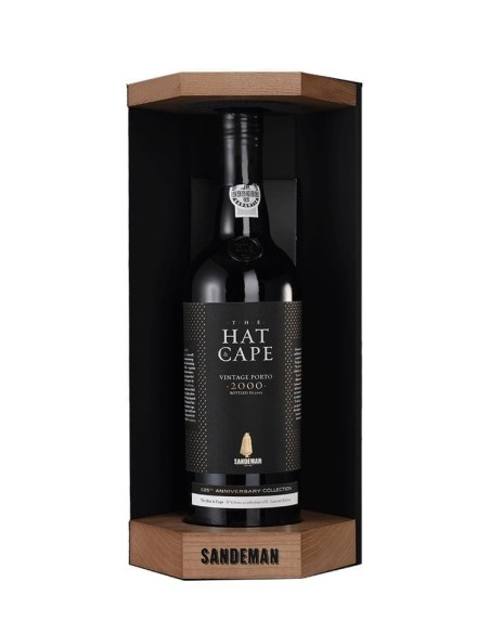 Sandeman Port The Hat and Cape Vintage 2000 | Sandeman